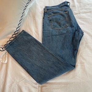 Levi’s Men’s 501 Mid Wash Jeans